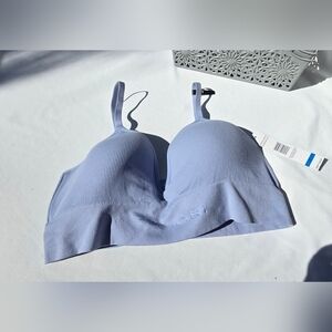 NWT $58 TAHARI Light Blue Women's Intimate Bra Seamless